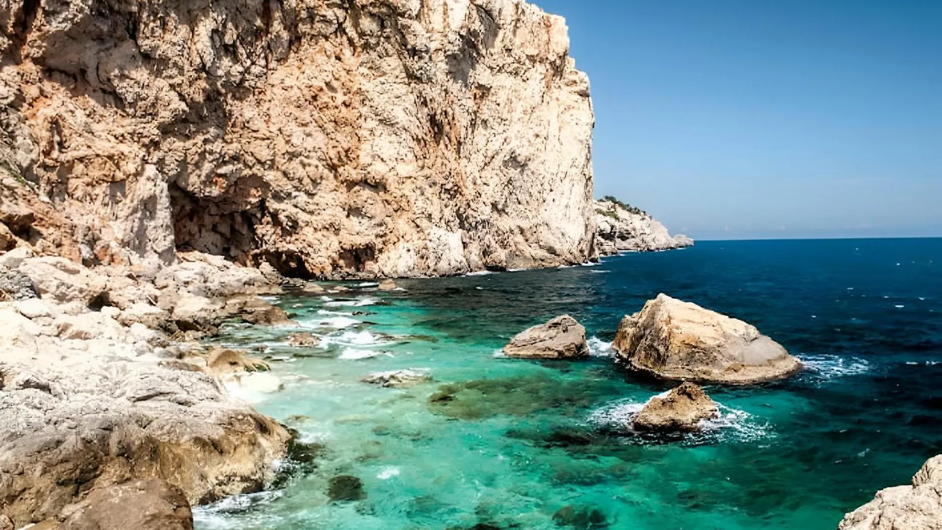 Primera Linea Con Vistas Al Mar Y Piscina L'Estartit Spain